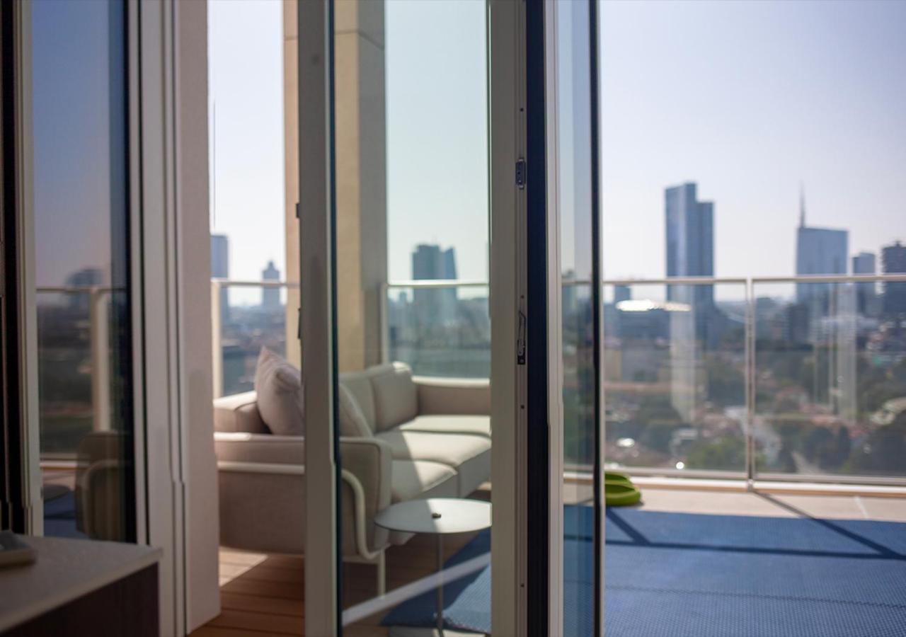 Modern Flat 16th Floor - Terrace With Skyline View Apartment Milan