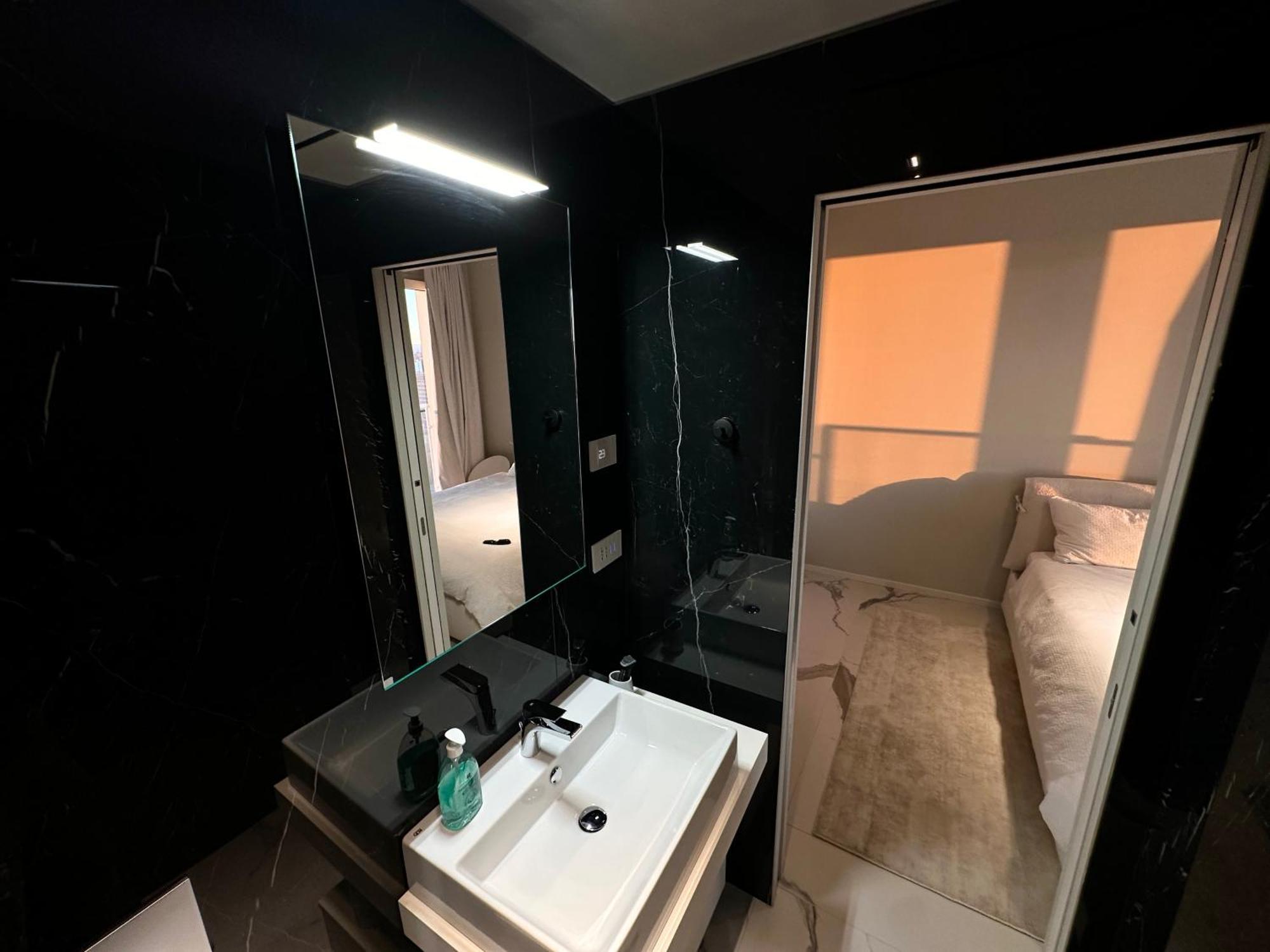 Modern Flat 16th Floor - Terrace With Skyline View * Milan